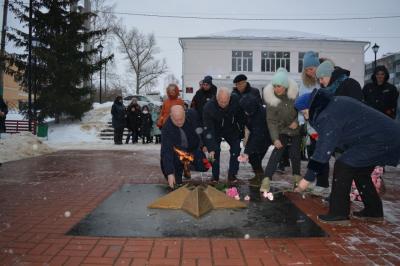 В Мценске почтили память неизвестного солдата