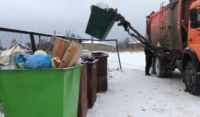 Губернатор Орловской области поручил продолжить держать на особом контроле вопрос вывоза мусора